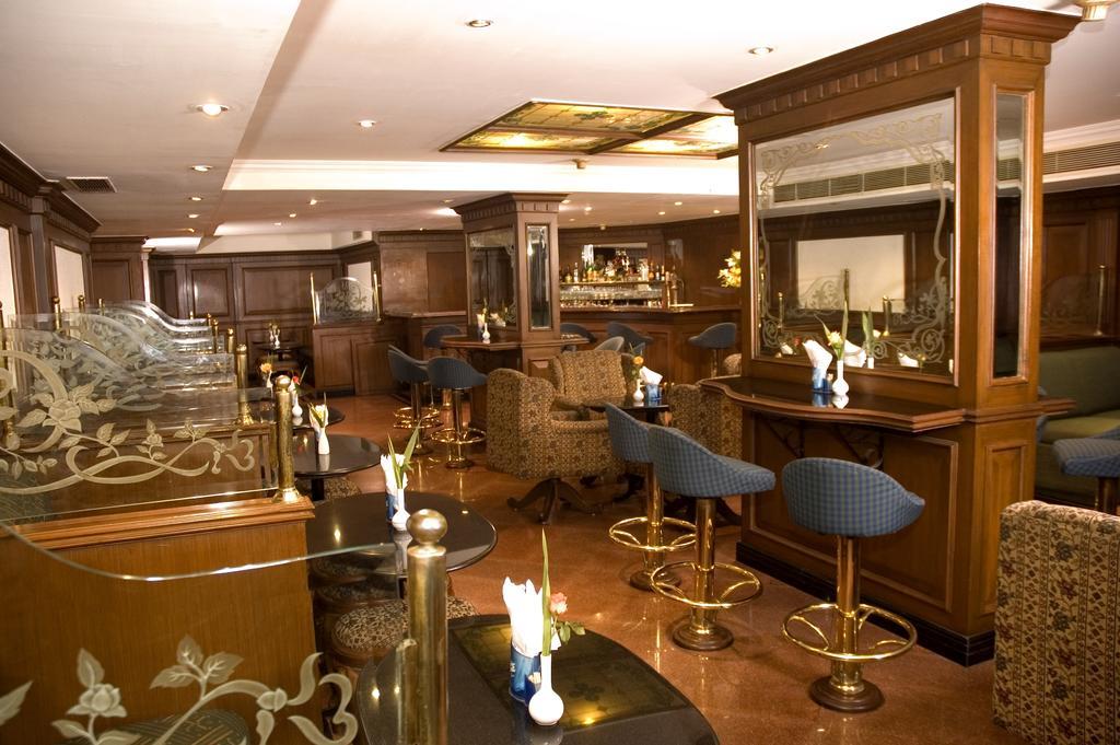The South Park Hotel Thiruvananthapuram Ngoại thất bức ảnh
